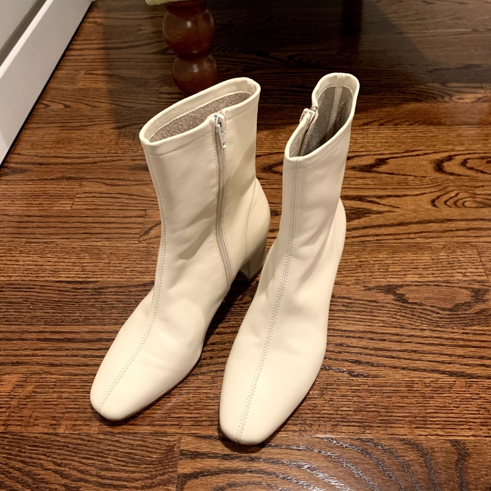 EUC By Far White Ankle Boots